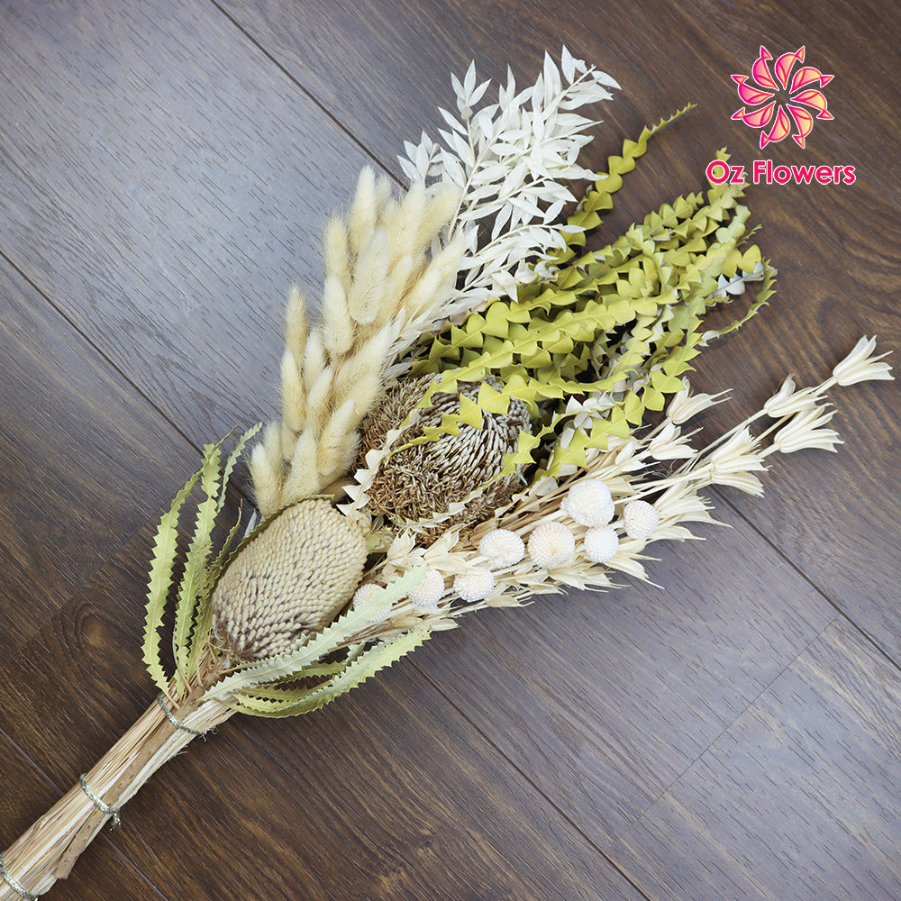 Long Lasting Beautiful Dried Flower Bouquet Light Colors Cream White G